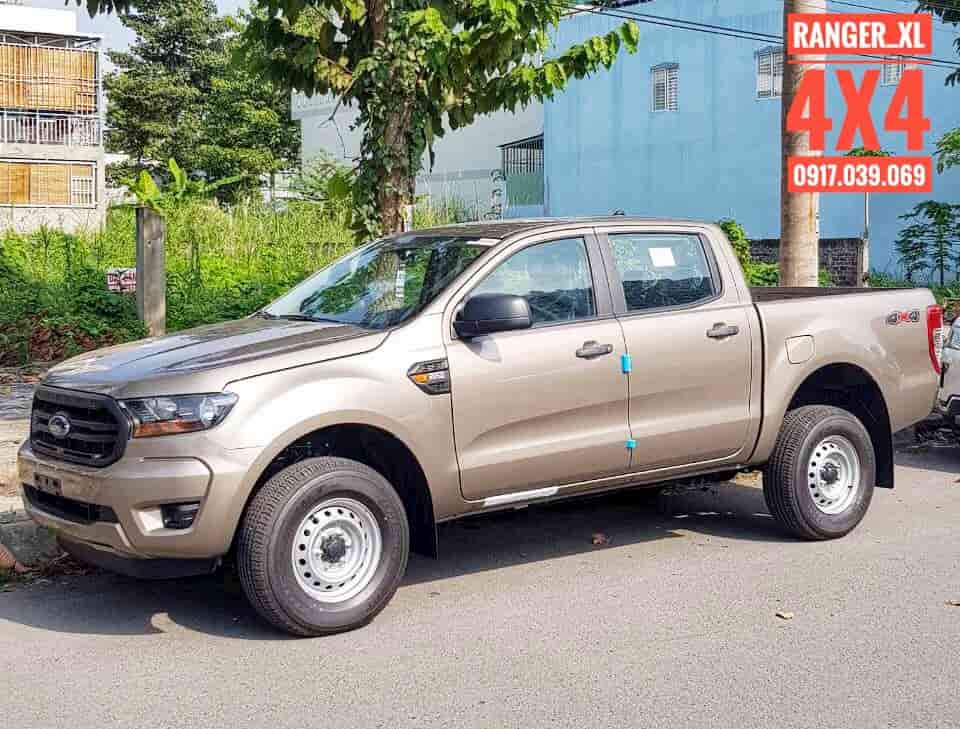 Ford Ranger XL Màu Ghi Vàng 580 triệu; Ford Ranger XL Màu Ghi Vàng 580 triệu