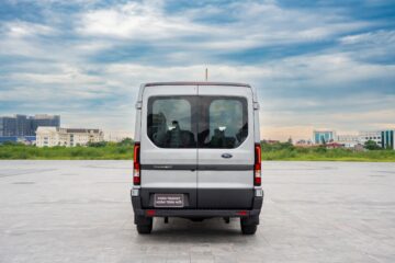 Ford Transit Trend 16 Chỗ Mới 202410